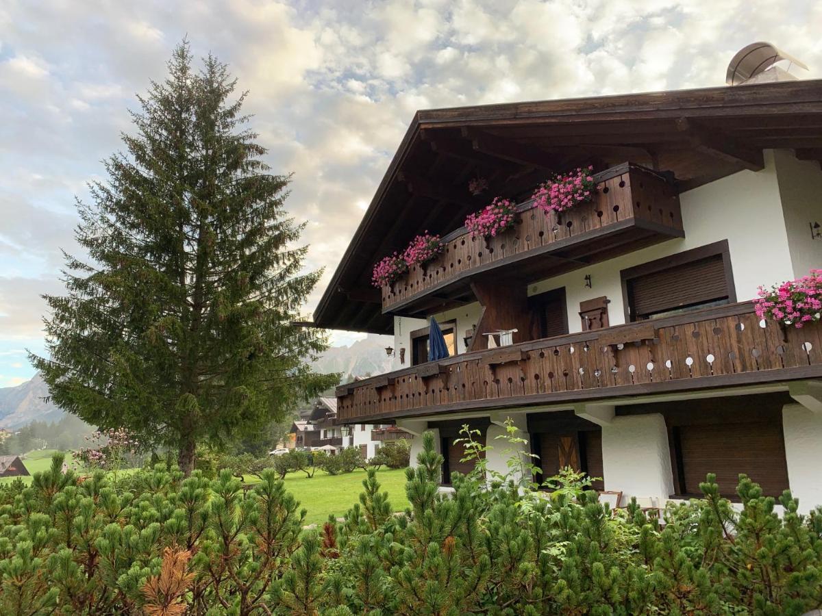 Casa Vacanze 5 Torri Cortina d'Ampezzo Exterior foto